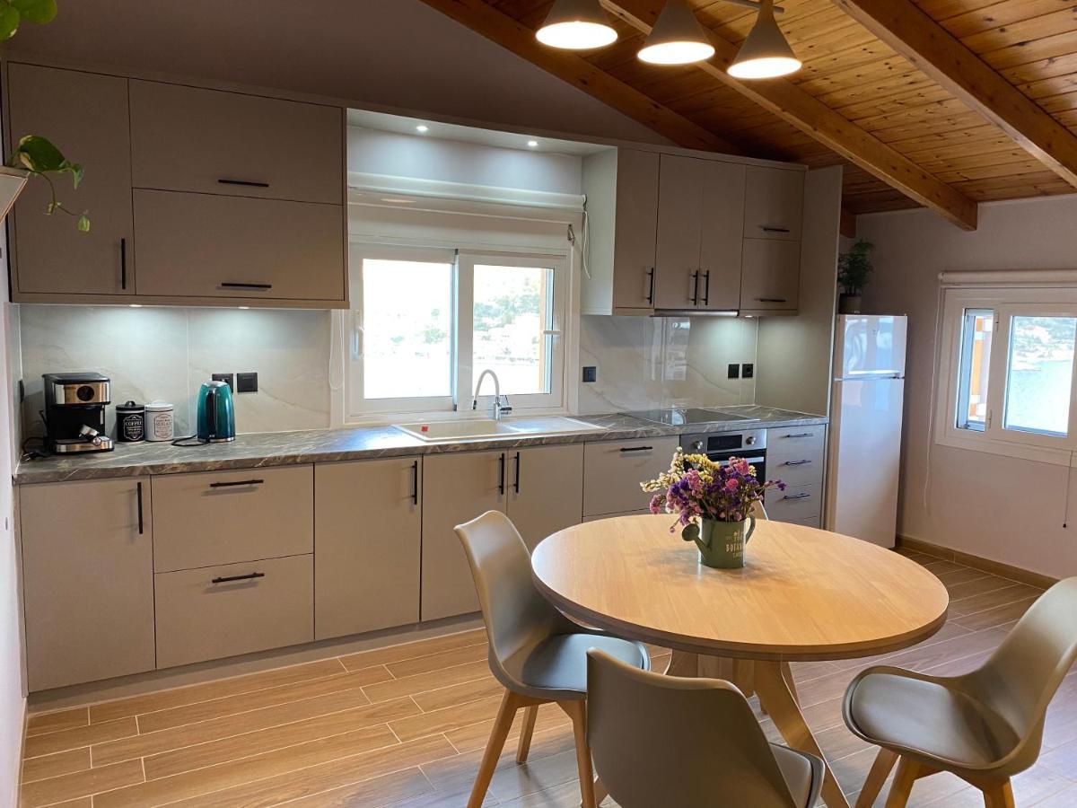 Christina'S Loft Apartment Agia Efimia ภายนอก รูปภาพ